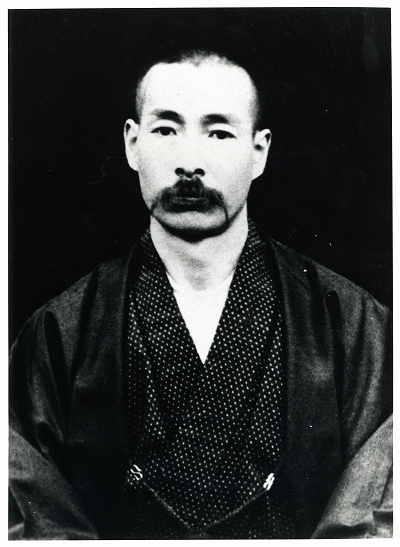 鏡浦村歴代村長･小島友吉