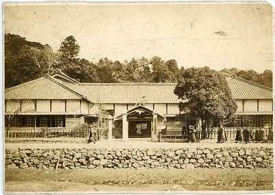 鳥羽尋常高等小学校校舎